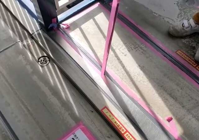 シーリング撤去